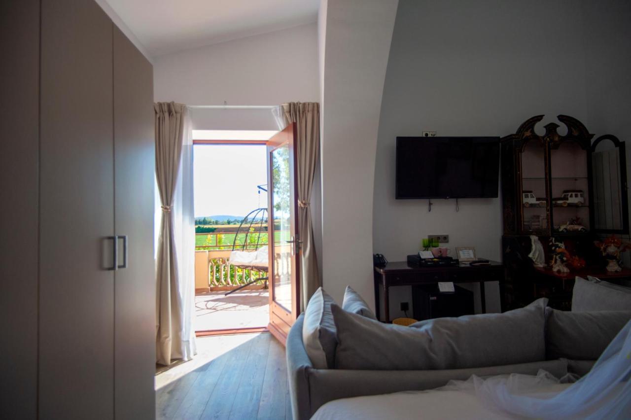 Hotel Aires De L'Emporda Вилаколум Экстерьер фото