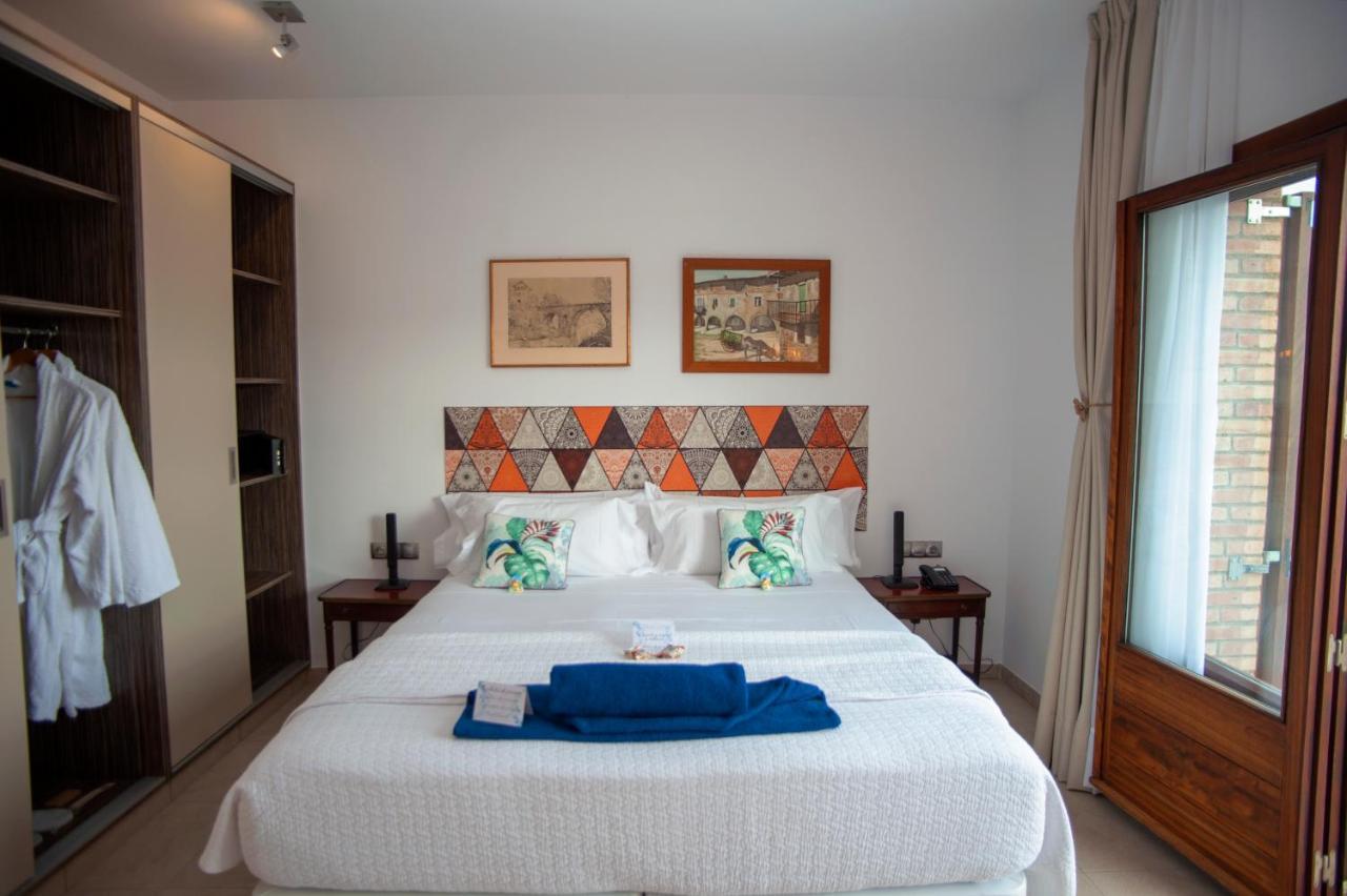 Hotel Aires De L'Emporda Вилаколум Экстерьер фото